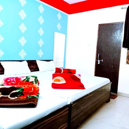 Goroomgo The Shivay Guest House Inn Варанаси Экстерьер фото