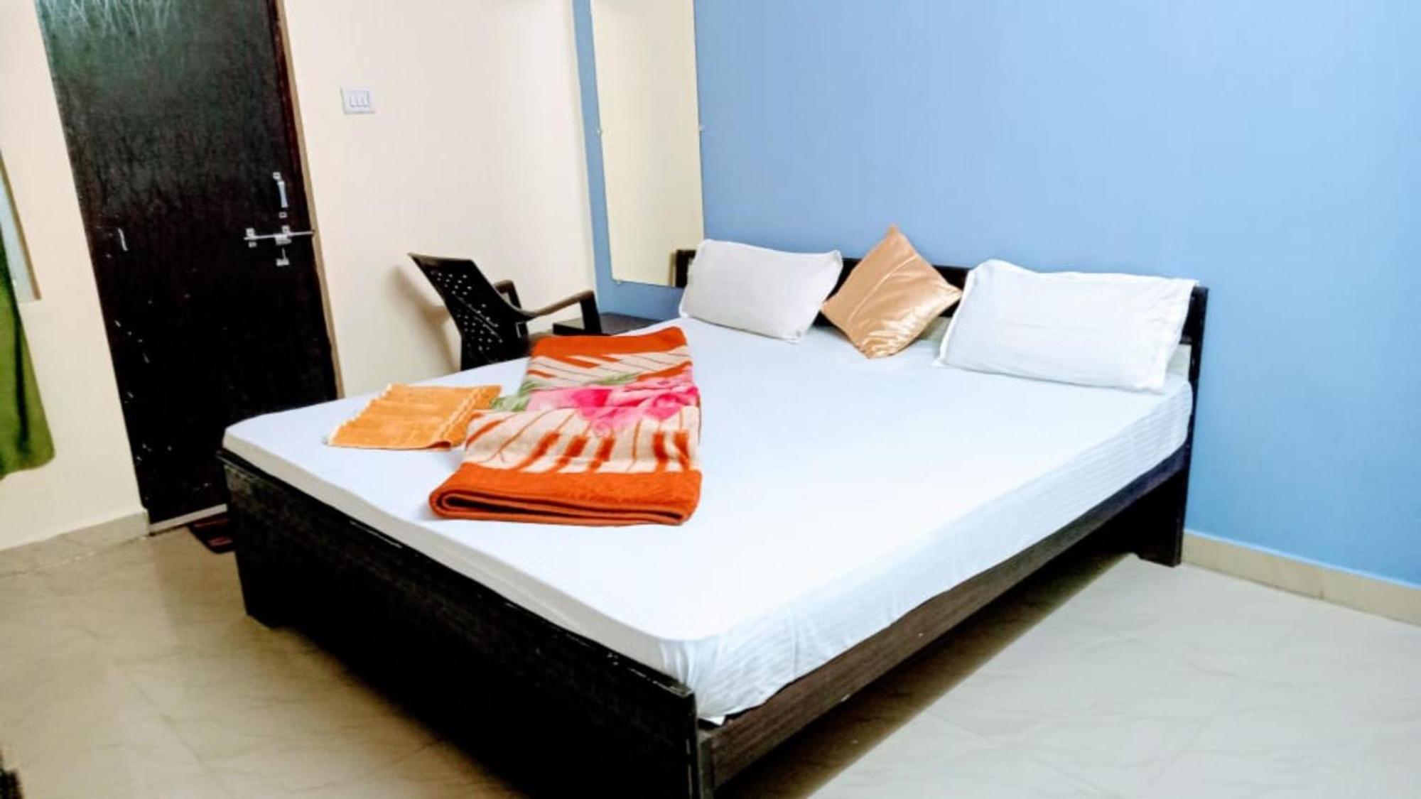 Goroomgo The Shivay Guest House Inn Варанаси Экстерьер фото