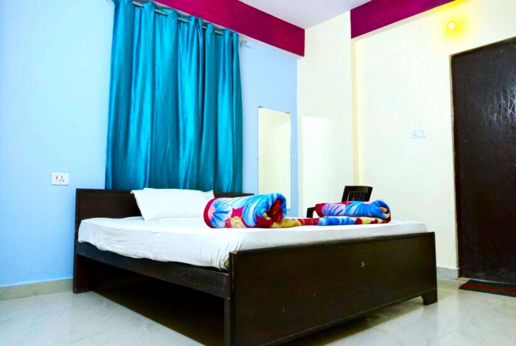 Goroomgo The Shivay Guest House Inn Варанаси Экстерьер фото